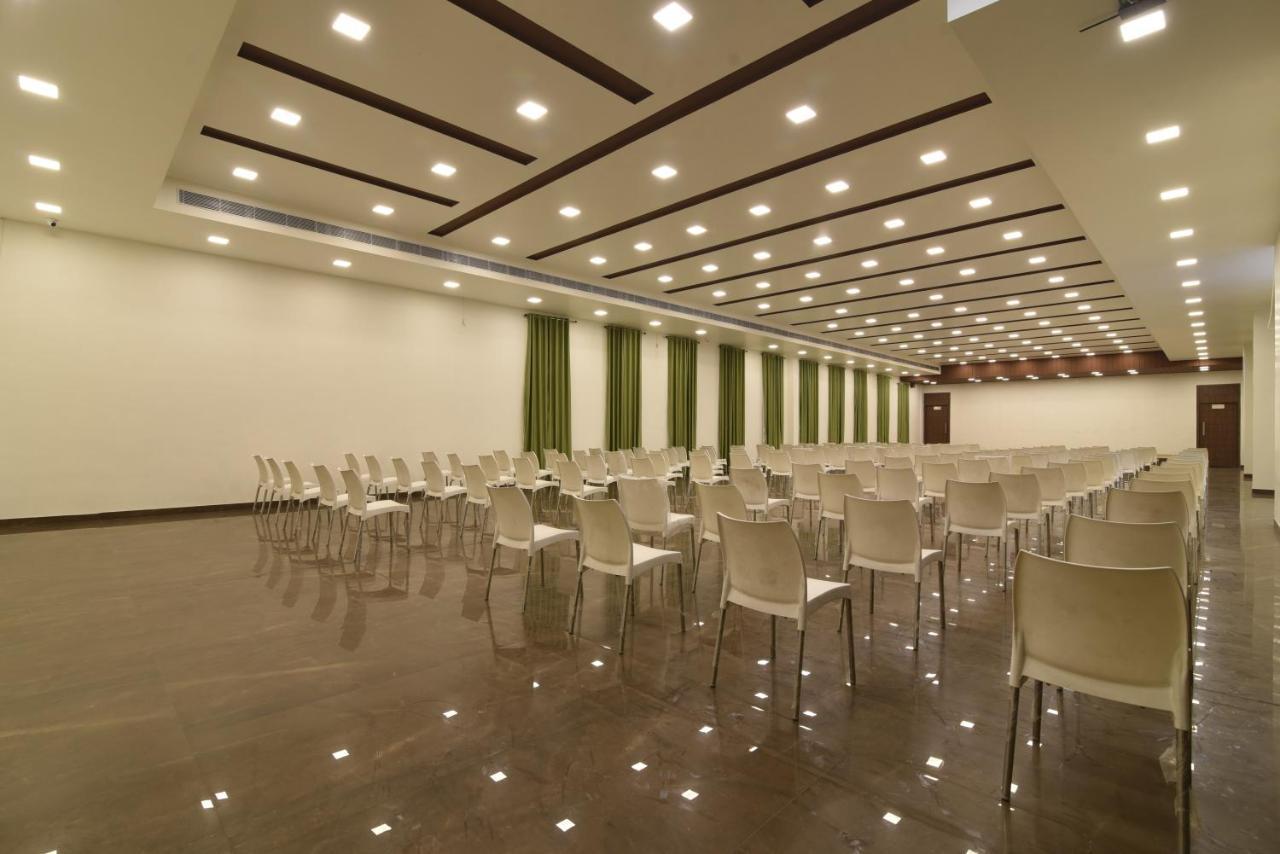 Hotel Clove Bijapur  Exterior photo