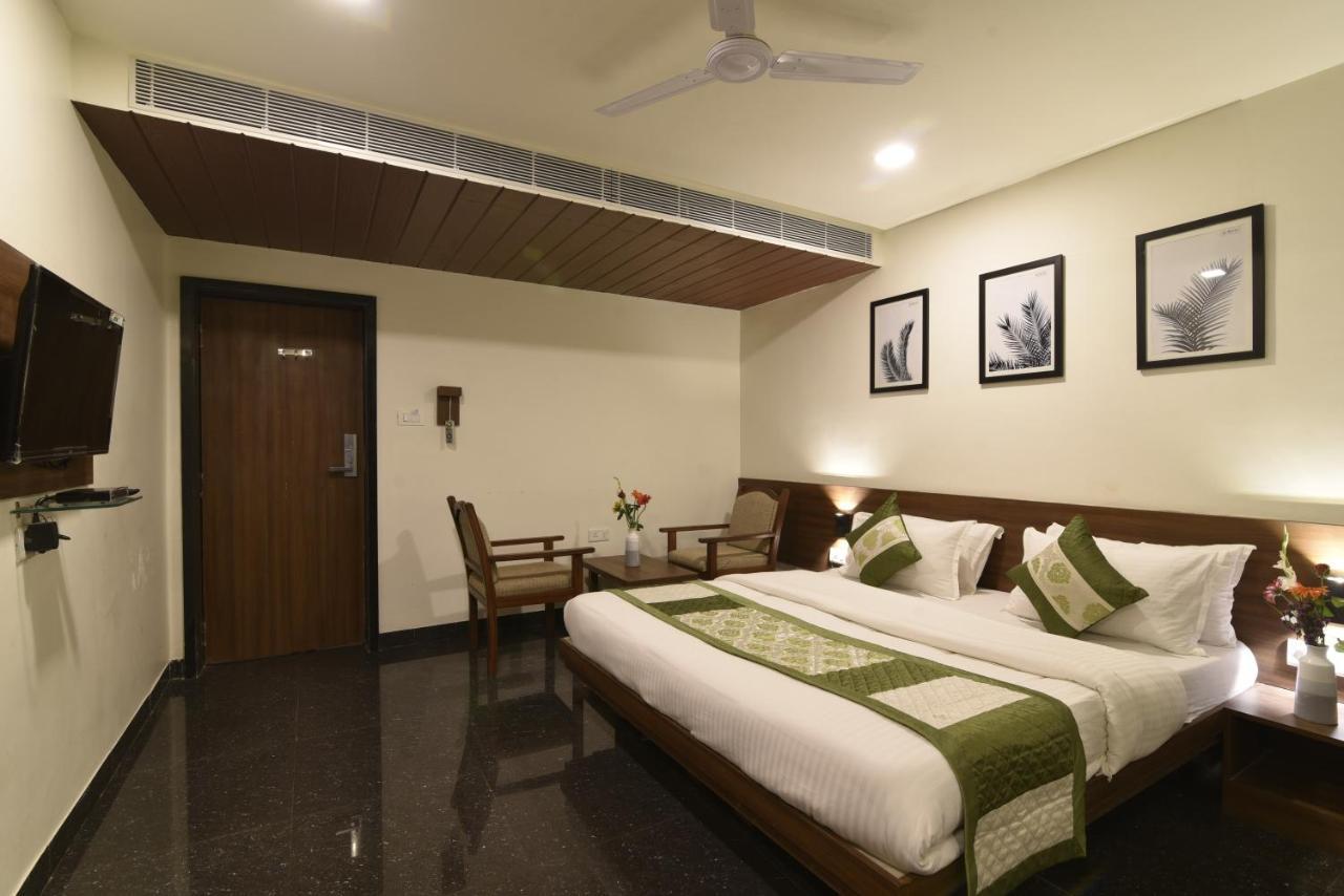 Hotel Clove Bijapur  Exterior photo