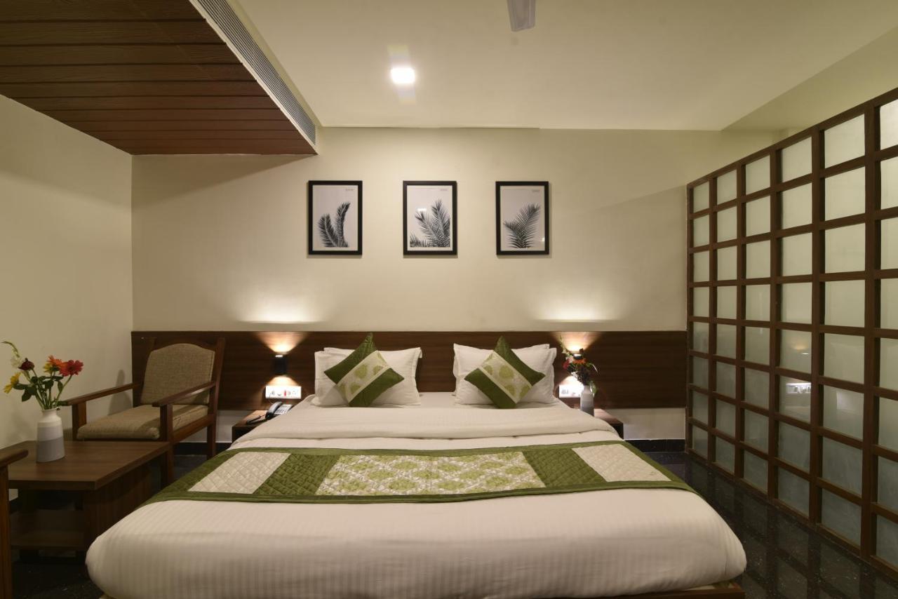 Hotel Clove Bijapur  Exterior photo