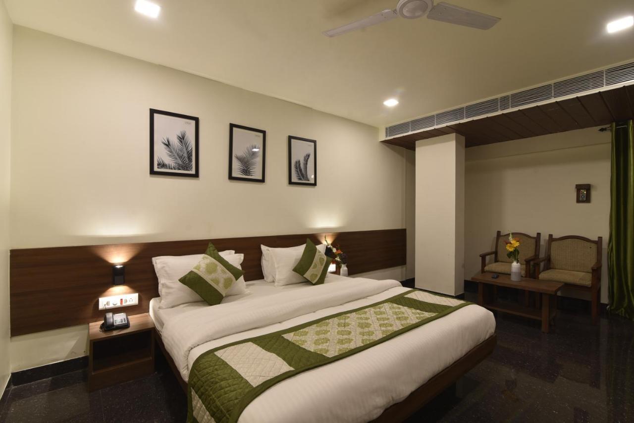 Hotel Clove Bijapur  Exterior photo