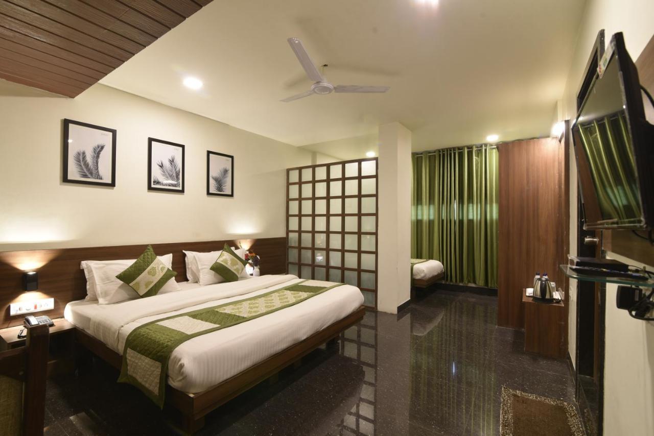 Hotel Clove Bijapur  Exterior photo