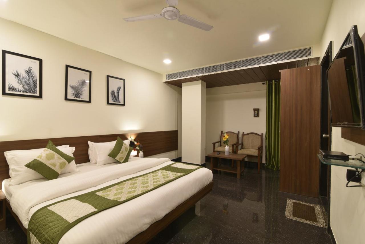 Hotel Clove Bijapur  Exterior photo