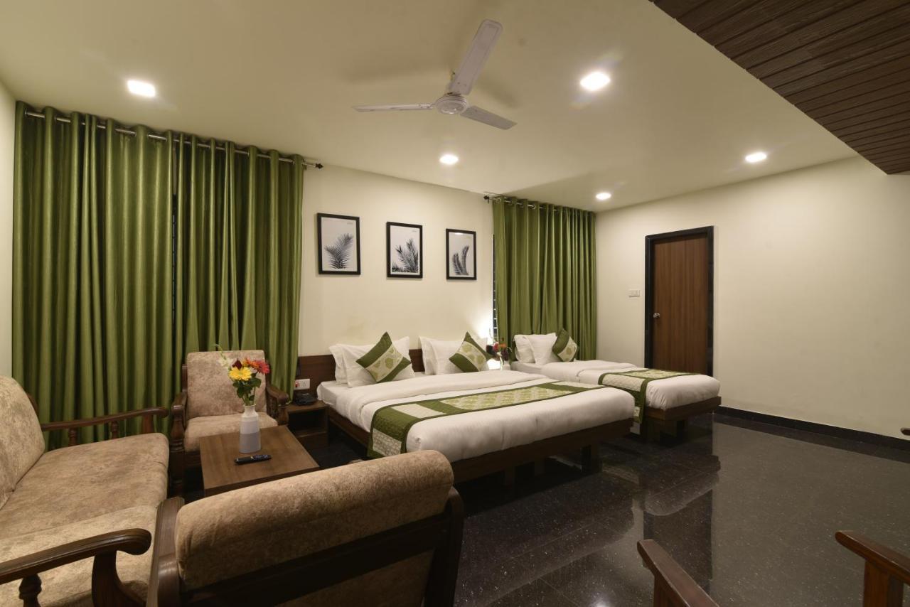 Hotel Clove Bijapur  Exterior photo